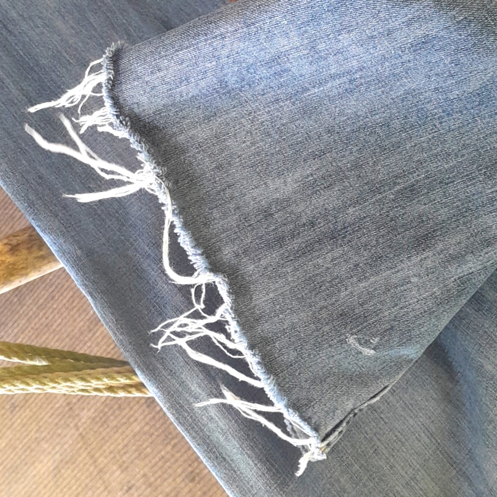 Levi's 527's 38x32 - Picture 4 of 5